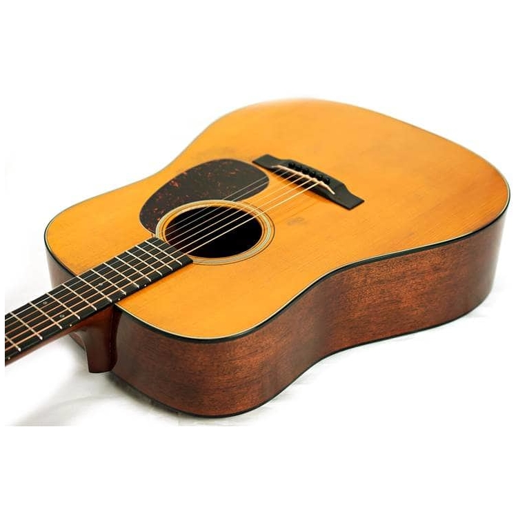 Martin D-18 Authentic Aged
