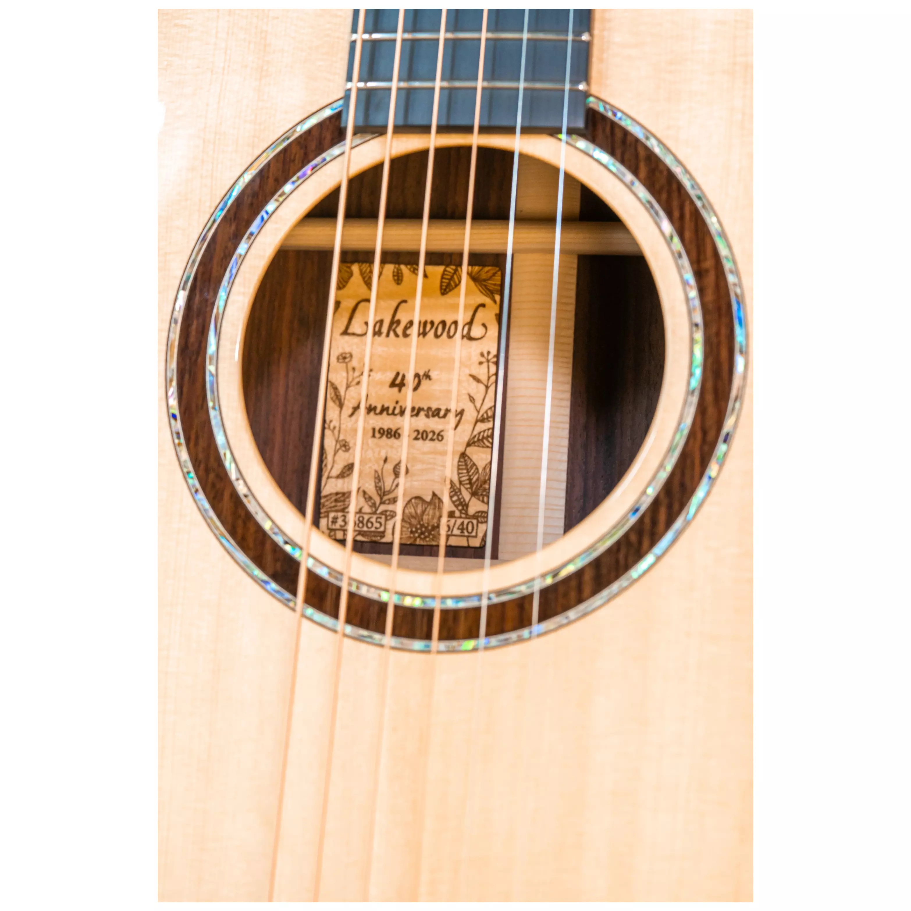 Lakewood M-32 40th. Anniversary 2