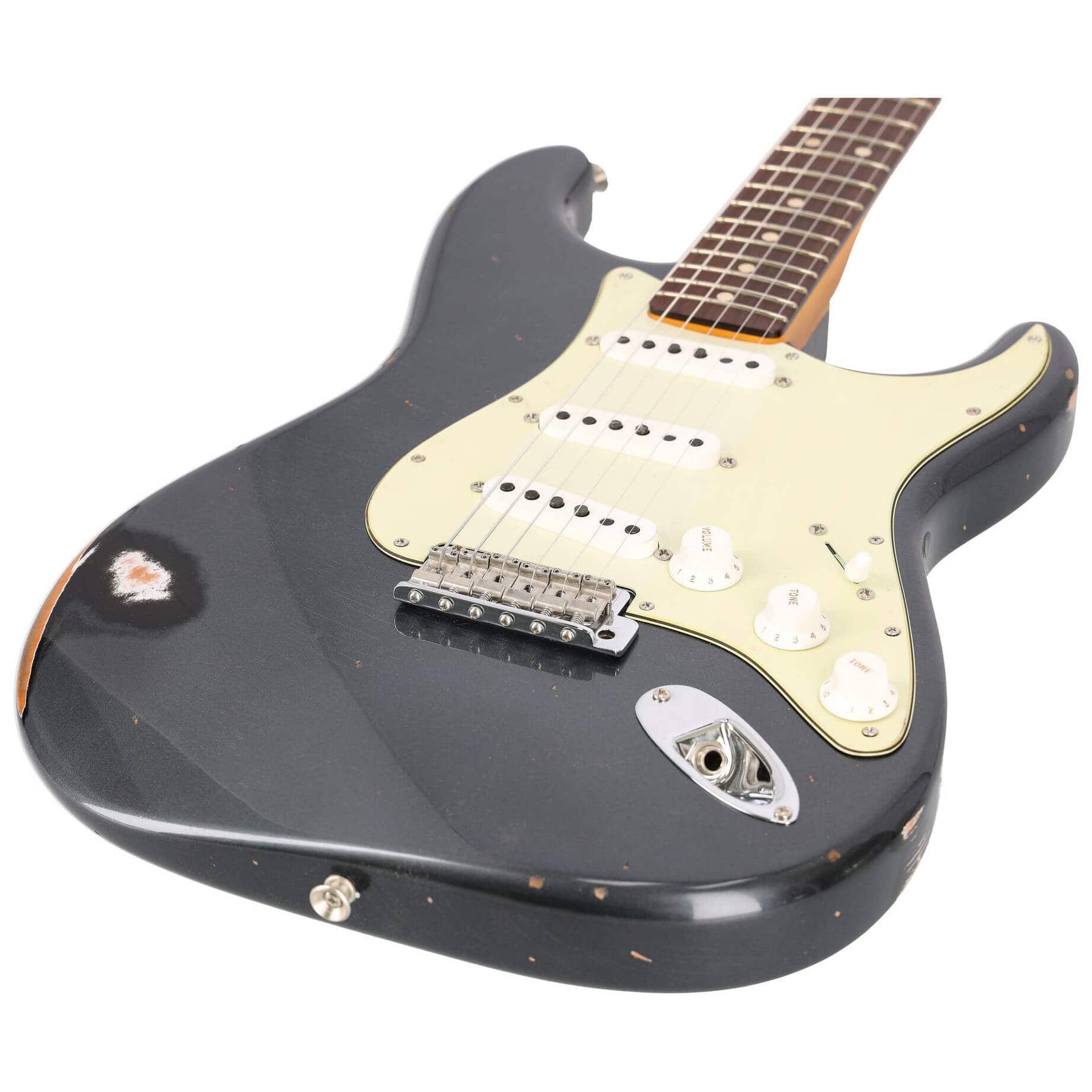 Fender Custom Shop 1963 Stratocaster Relic Aged Black Metallic 2