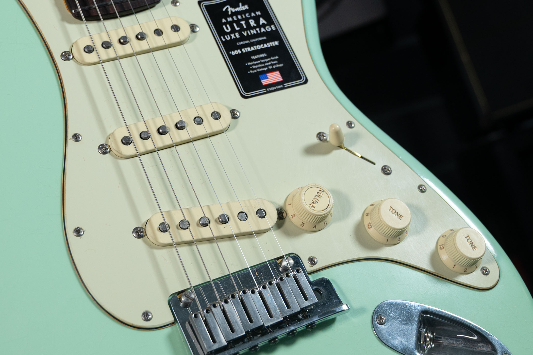 fender american ultra luxe vintage 9404 2100x1400