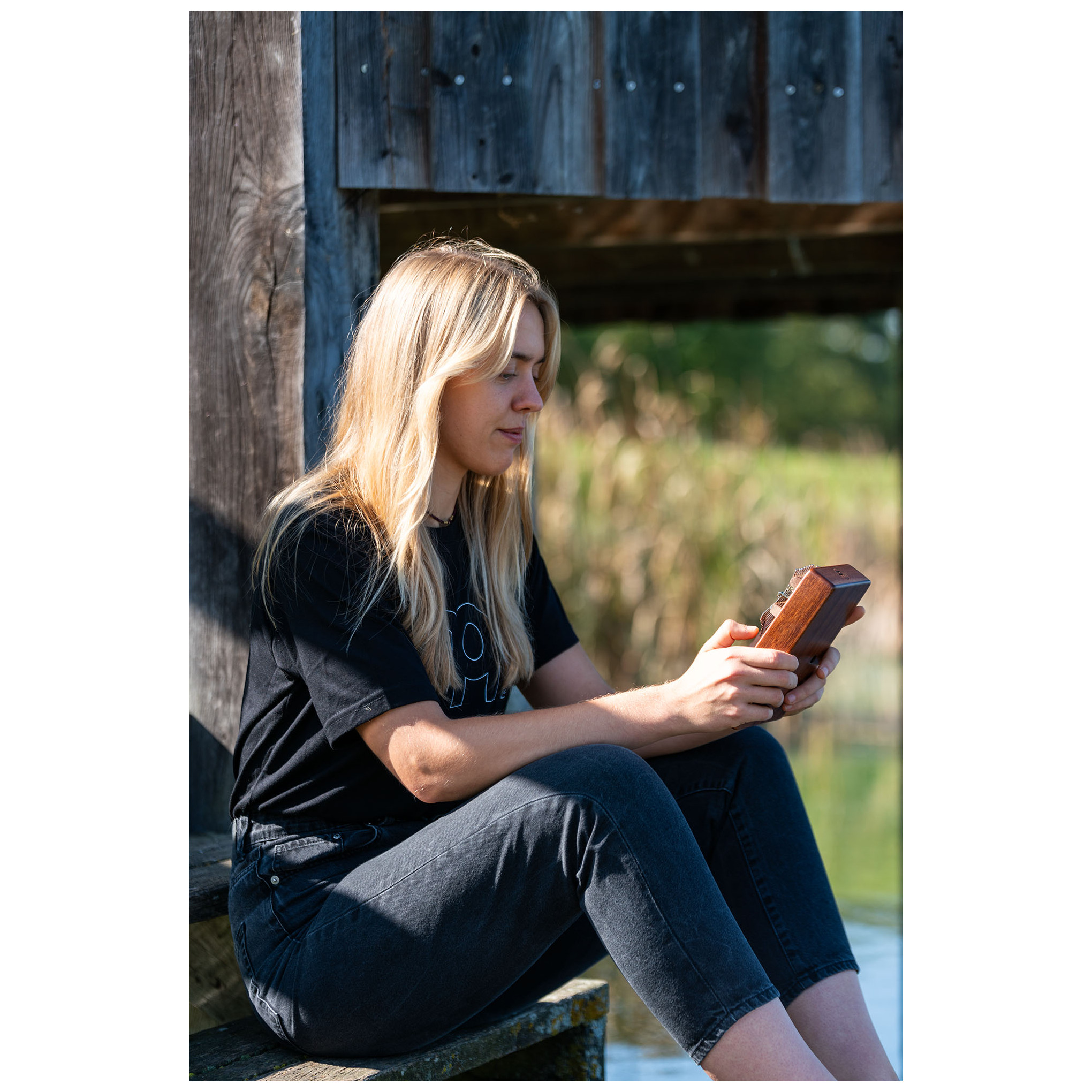 Meinl Percussion KA17SU - Sound Hole Designer Kalimba, Sun 7