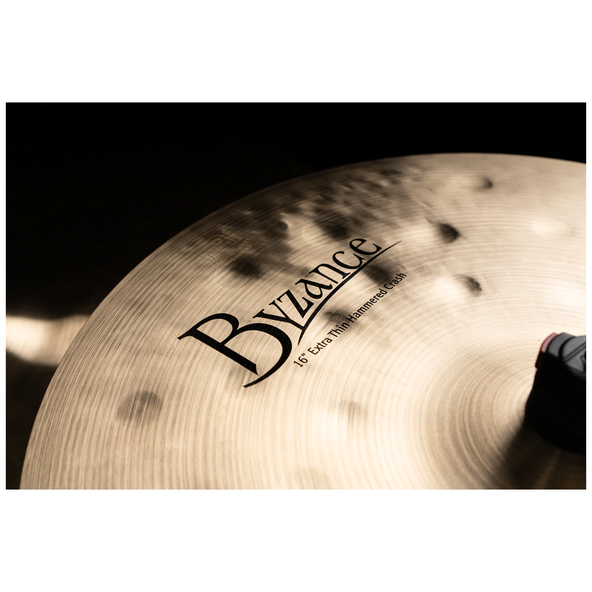 Meinl Cymbals B16ETHC 16" Byzance Traditional Extra Thin Hammered Crash 1