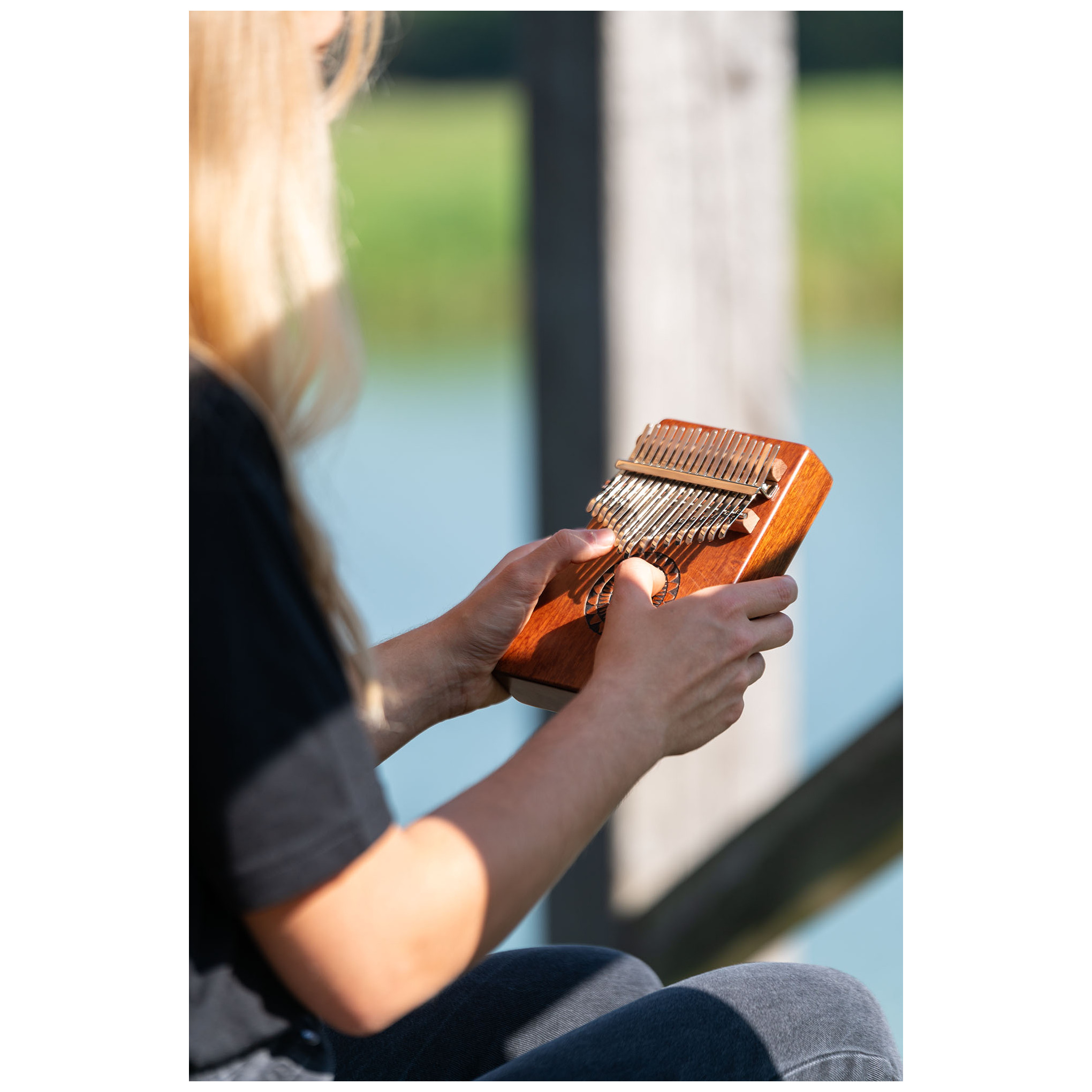 Meinl Percussion KA17SU - Sound Hole Designer Kalimba, Sun 6