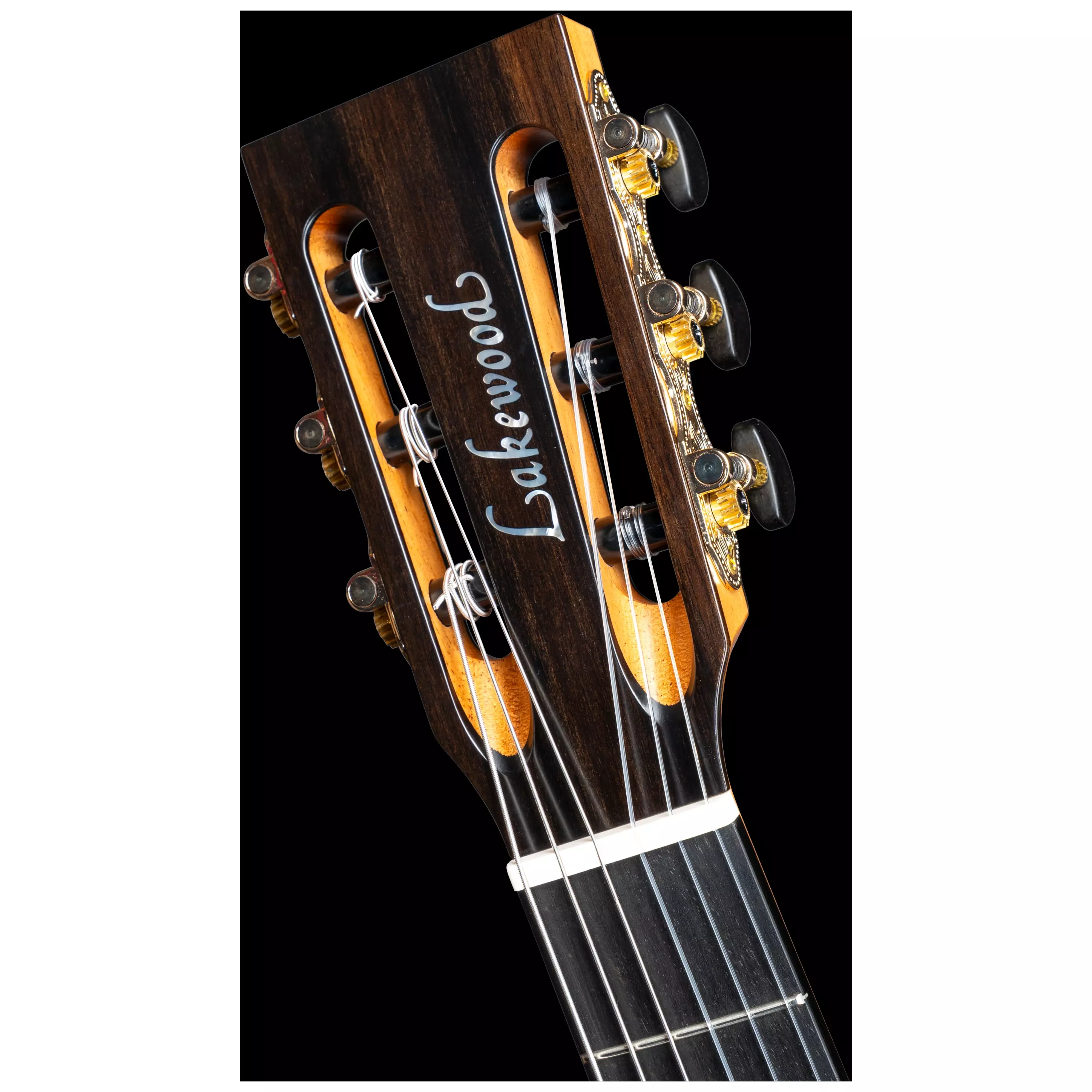Lakewood M-32 CP Classic Crossover Deluxe 3