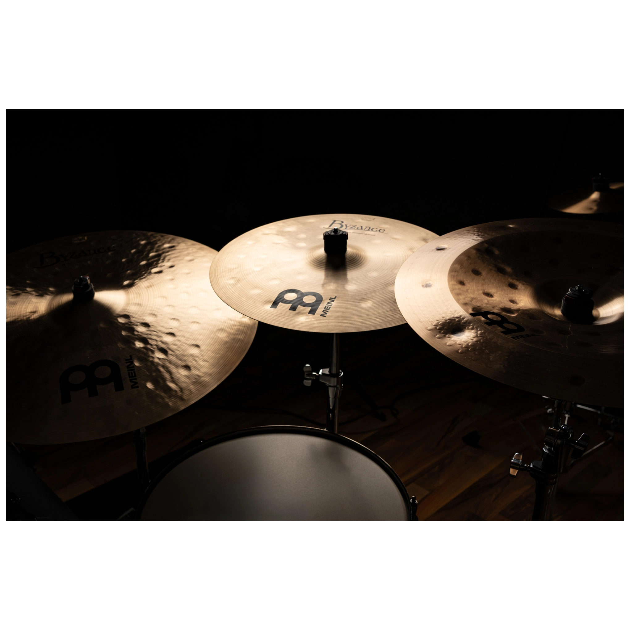 Meinl Cymbals B16ETHC 16" Byzance Traditional Extra Thin Hammered Crash 9