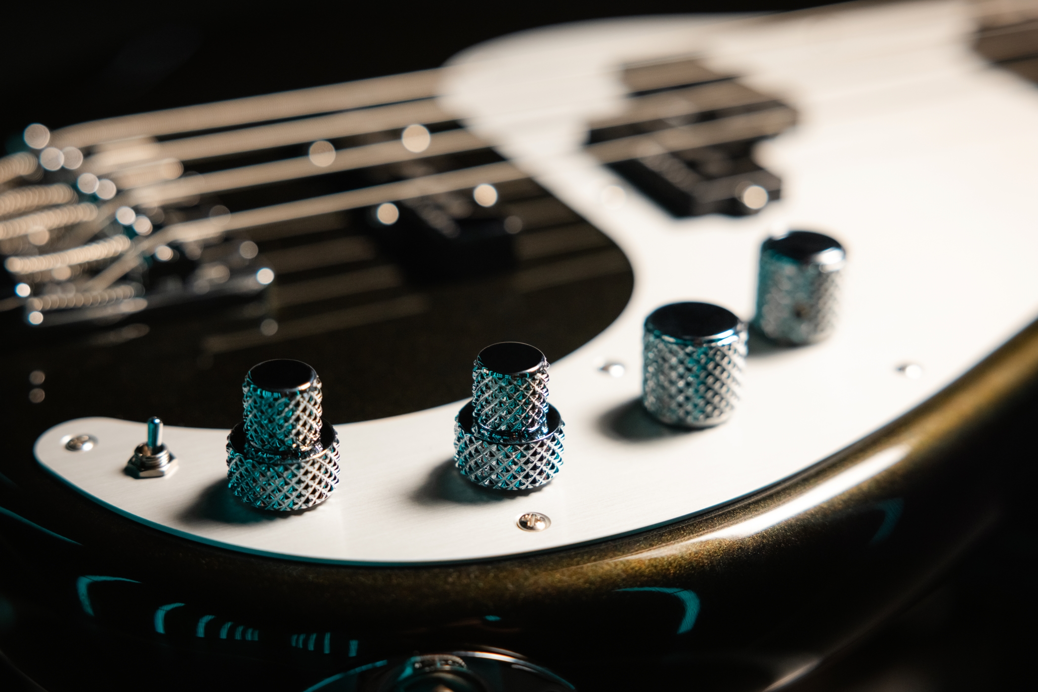 Image of Fender amultraii pbass guitarbeauty 1