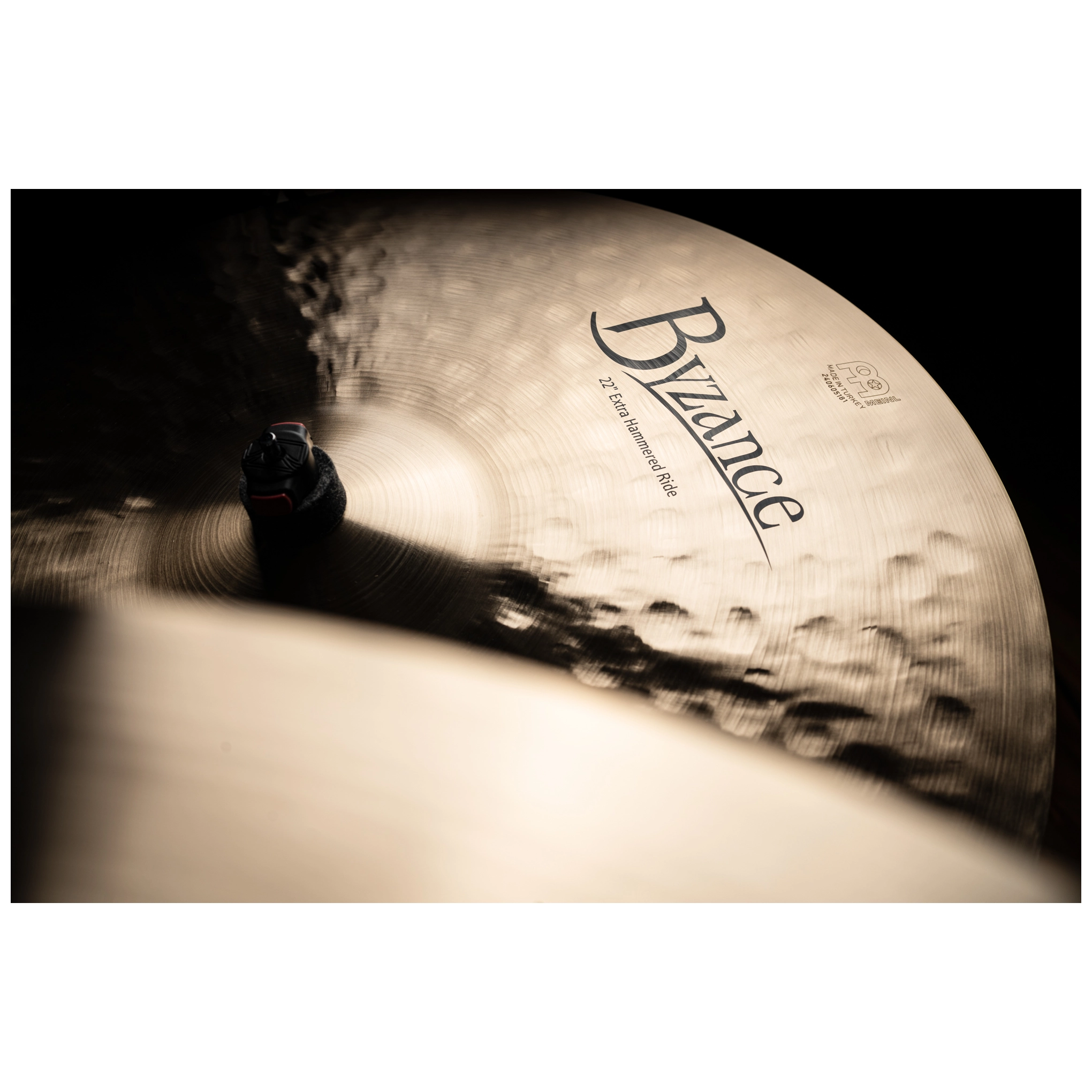 Meinl Cymbals B22EHR 22" Byzance Traditional Extra Hammered Ride 9
