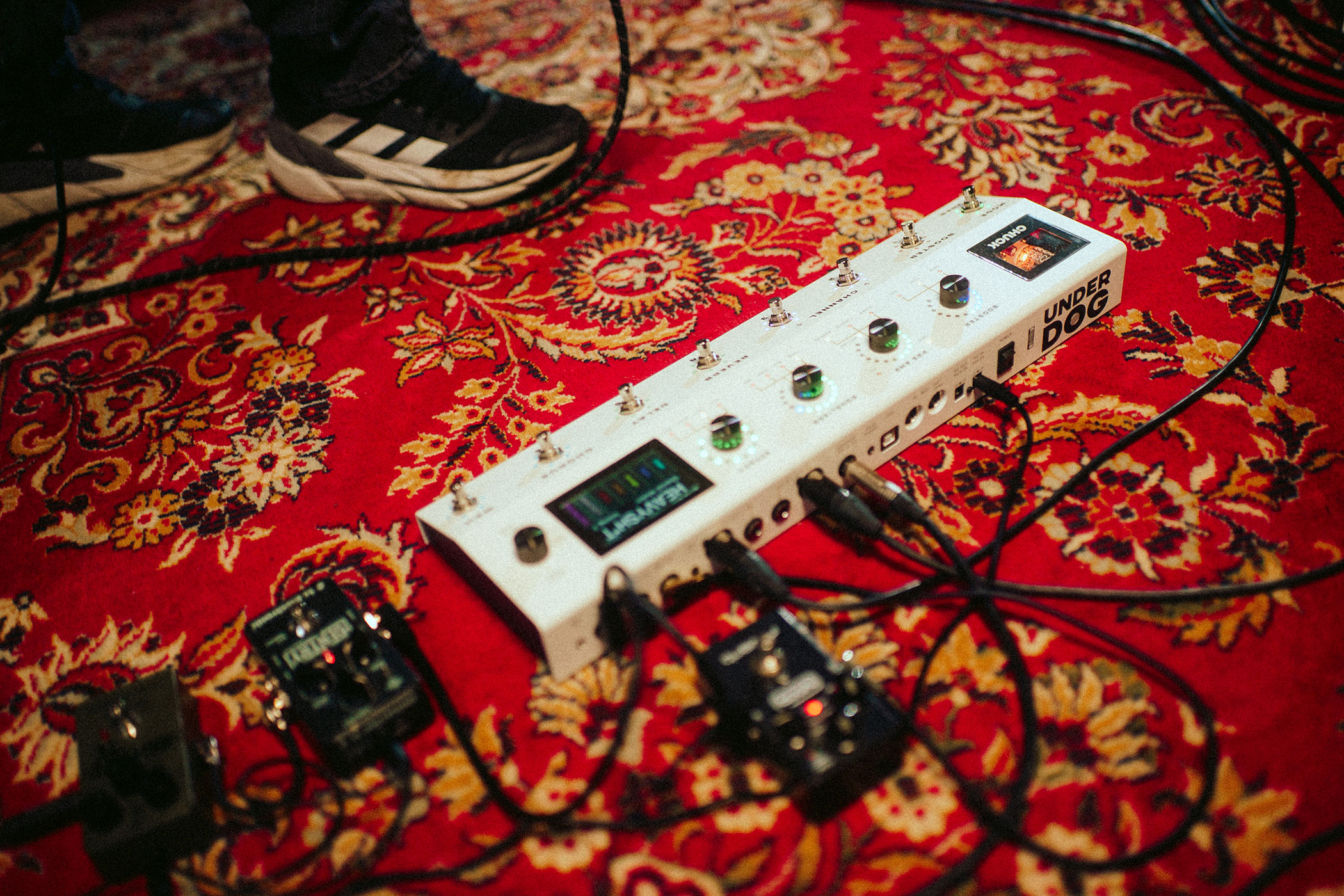 underdog chuck 110325 01527 2100x1400