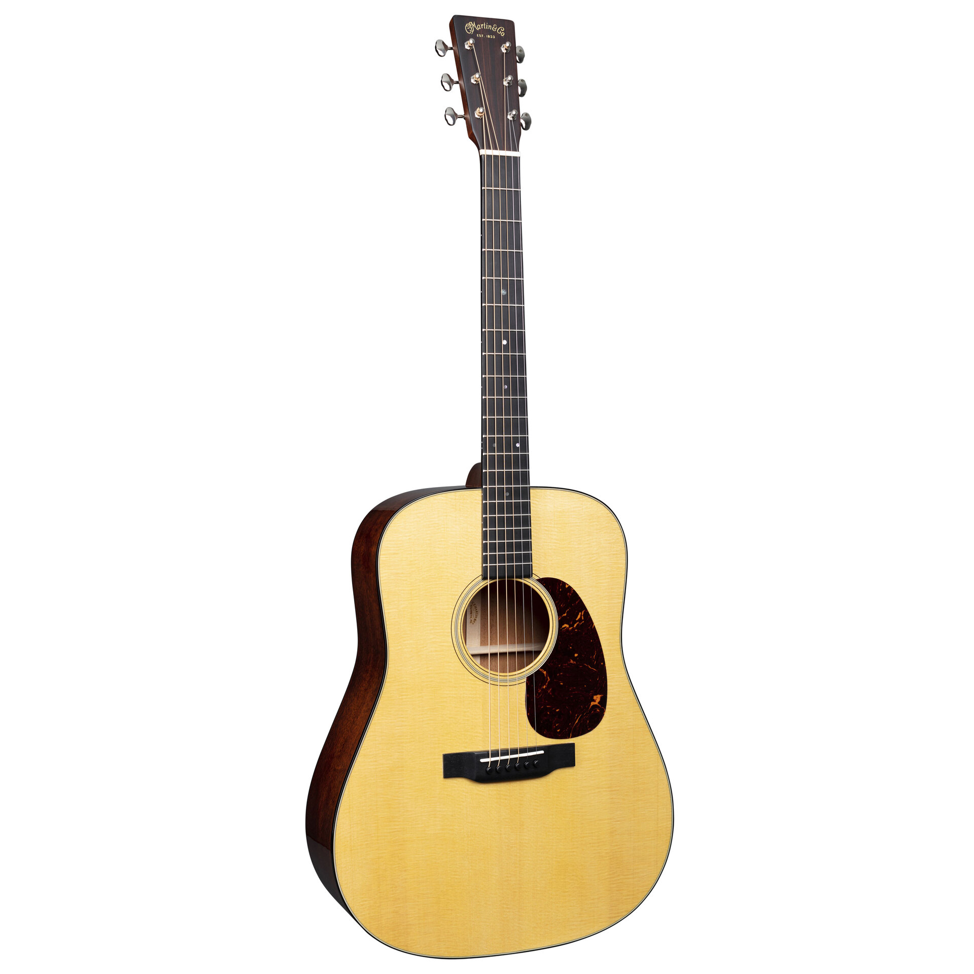 Martin D-18 2025
