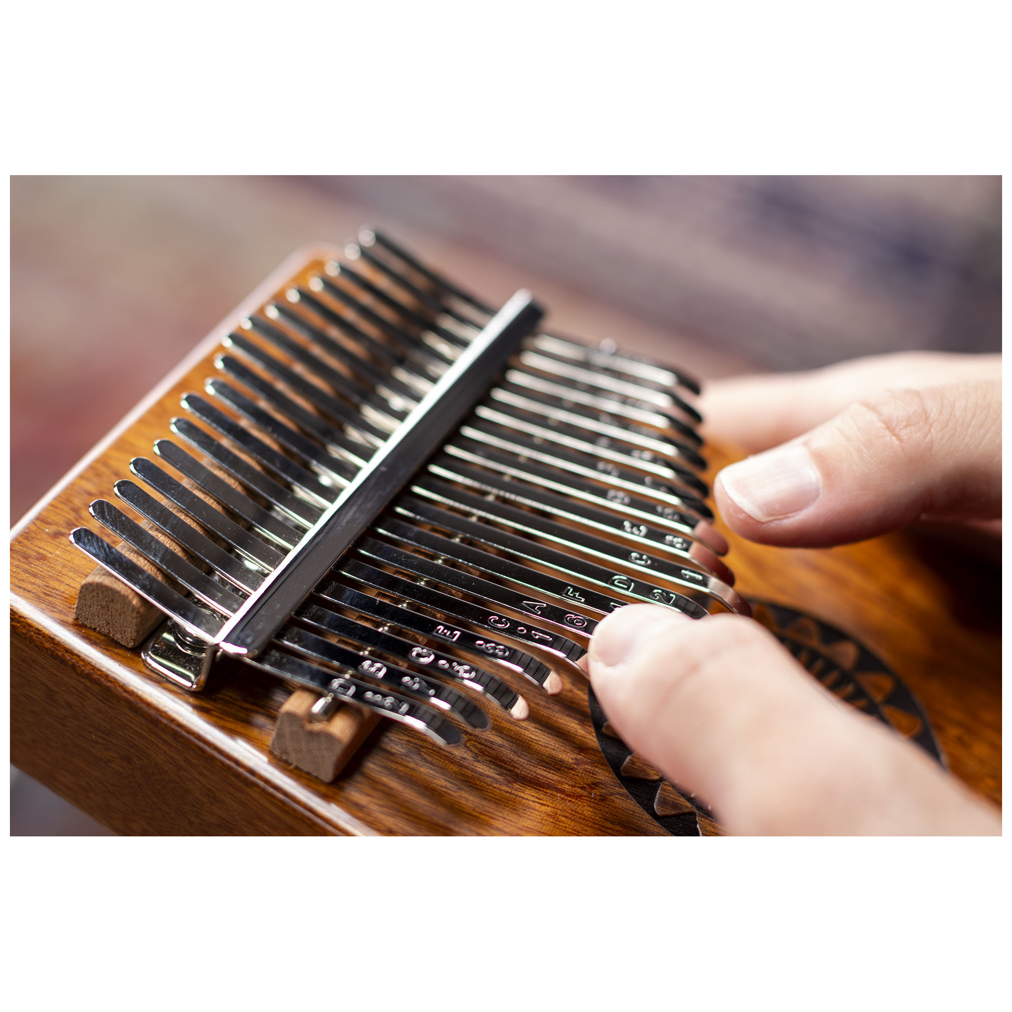 Meinl Percussion KA17SU - Sound Hole Designer Kalimba, Sun 15